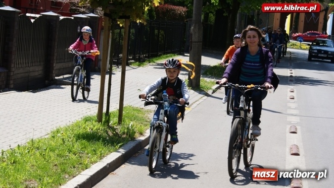 Zdjęcie w galerii na portalu naszraciborz.pl: Finał Tygodnia Bibliotek - coś dla ducha i ciała wiadomości z regionu