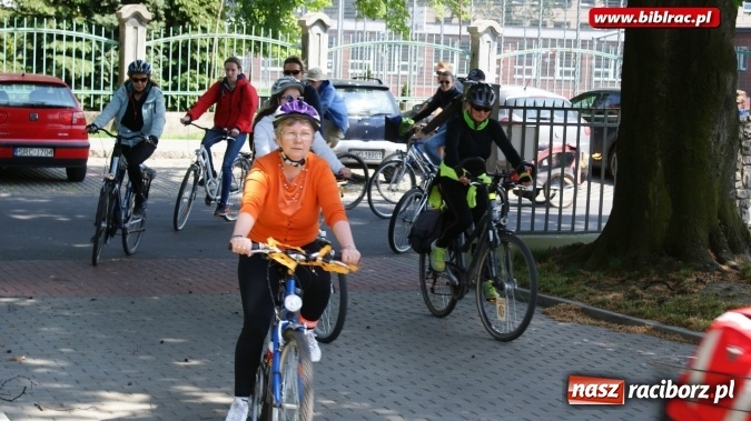 Zdjęcie w galerii na portalu naszraciborz.pl: Finał Tygodnia Bibliotek - coś dla ducha i ciała wiadomości z regionu