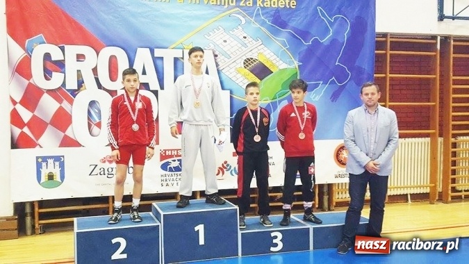 Zdjęcie w galerii na portalu naszraciborz.pl: Kamil Czarnecki i Filip Petrończak ze srebrnymi medalami Grand Prix Chorwacji  wiadomości z regionu