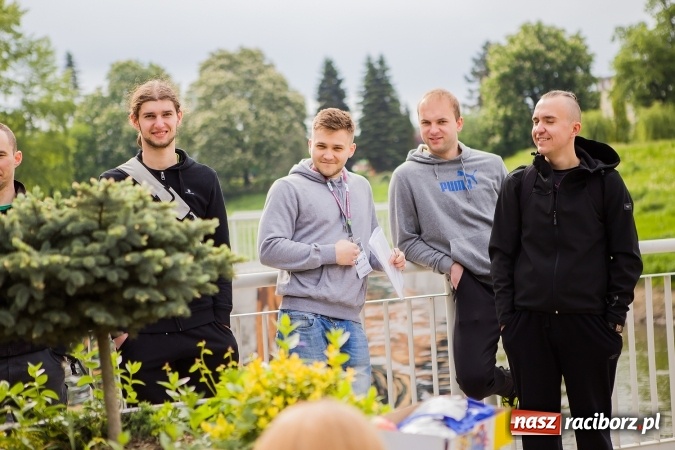 Zdjęcie w galerii na portalu naszraciborz.pl: Gra Miejska Podejmij wyzwanie z PWSZ na rozpoczęcie Raciborskich Juwenaliów wiadomości z regionu