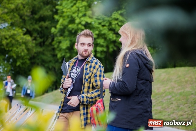 Zdjęcie w galerii na portalu naszraciborz.pl: Gra Miejska Podejmij wyzwanie z PWSZ na rozpoczęcie Raciborskich Juwenaliów wiadomości z regionu
