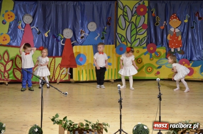 Zdjęcie w galerii na portalu naszraciborz.pl: Zdolne przedszkolaki zaprezentowały swoje umiejętności po raz si&oacute;dmy w RCK-u wiadomości z regionu