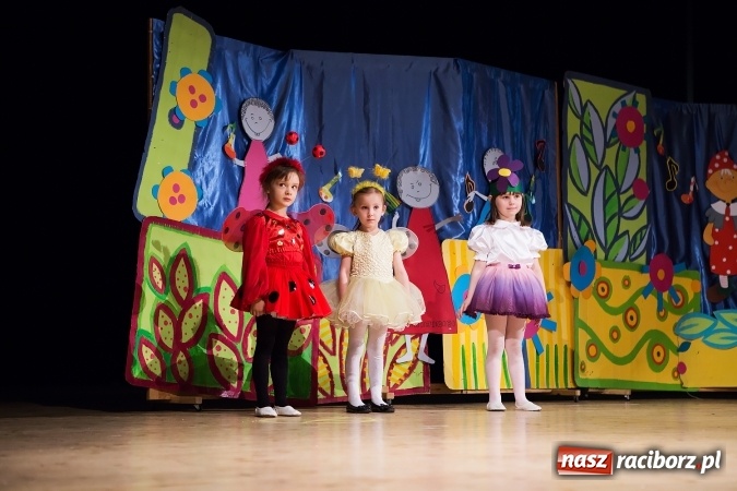 Zdjęcie w galerii na portalu naszraciborz.pl: Zdolne przedszkolaki zaprezentowały swoje umiejętności po raz si&oacute;dmy w RCK-u wiadomości z regionu