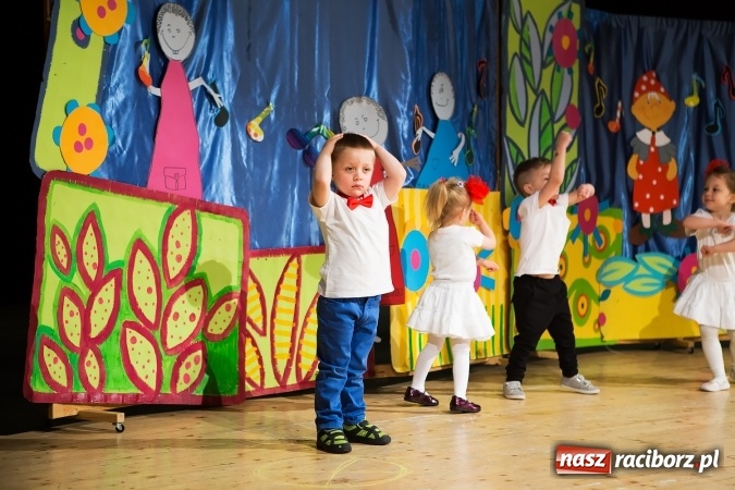 Zdjęcie w galerii na portalu naszraciborz.pl: Zdolne przedszkolaki zaprezentowały swoje umiejętności po raz si&oacute;dmy w RCK-u wiadomości z regionu