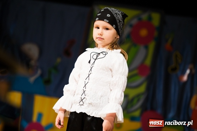 Zdjęcie w galerii na portalu naszraciborz.pl: Zdolne przedszkolaki zaprezentowały swoje umiejętności po raz si&oacute;dmy w RCK-u wiadomości z regionu