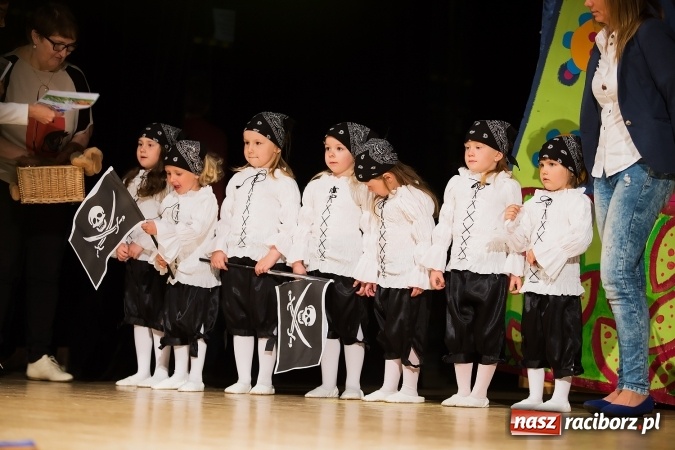 Zdjęcie w galerii na portalu naszraciborz.pl: Zdolne przedszkolaki zaprezentowały swoje umiejętności po raz si&oacute;dmy w RCK-u wiadomości z regionu
