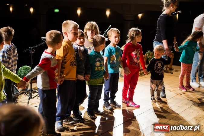 Zdjęcie w galerii na portalu naszraciborz.pl: Zdolne przedszkolaki zaprezentowały swoje umiejętności po raz si&oacute;dmy w RCK-u wiadomości z regionu