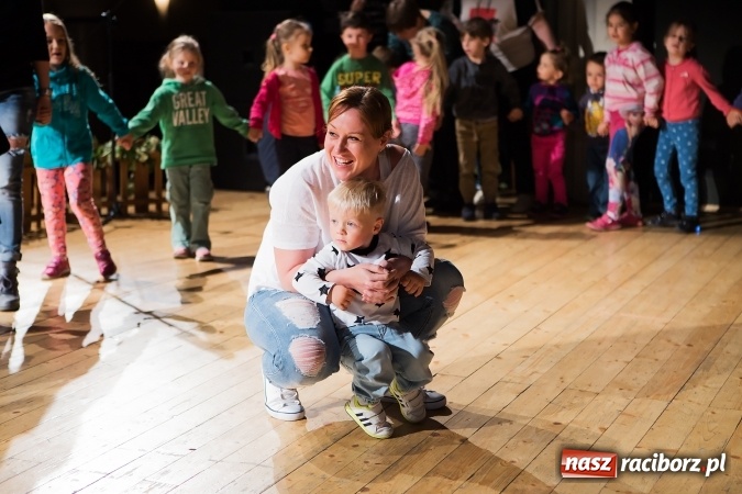 Zdjęcie w galerii na portalu naszraciborz.pl: Zdolne przedszkolaki zaprezentowały swoje umiejętności po raz si&oacute;dmy w RCK-u wiadomości z regionu