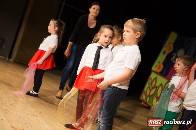 Zdjęcie w galerii na portalu naszraciborz.pl: Zdolne przedszkolaki zaprezentowały swoje umiejętności po raz si&oacute;dmy w RCK-u wiadomości z regionu