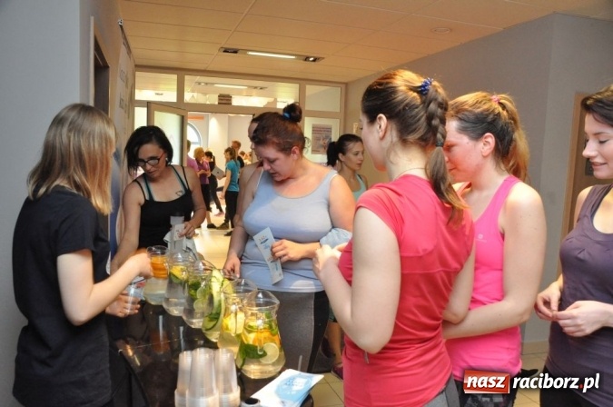 Zdjęcie w galerii na portalu naszraciborz.pl: Dzień Otwarty Akademii Fitness w H2Ostróg wiadomości z regionu