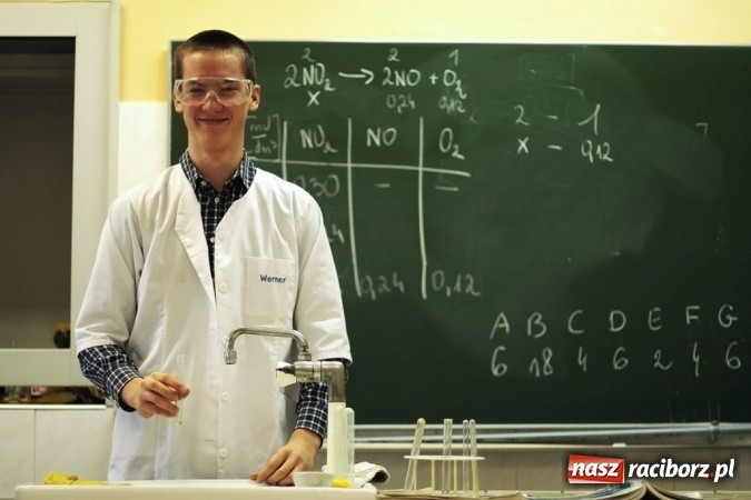 Zdjęcie w galerii na portalu naszraciborz.pl: Zespół Szkół Ogólnokształcących nr 1, czyli… nie tylko Kasprowicz  wiadomości z regionu