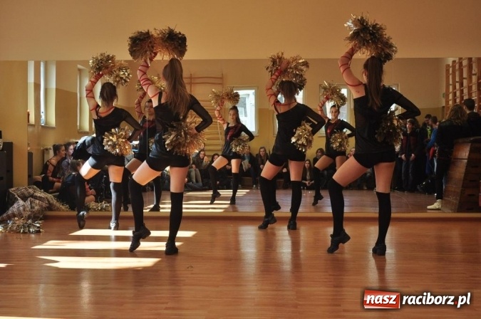 Zdjęcie w galerii na portalu naszraciborz.pl: Zespół Szkół Ogólnokształcących nr 1, czyli… nie tylko Kasprowicz  wiadomości z regionu