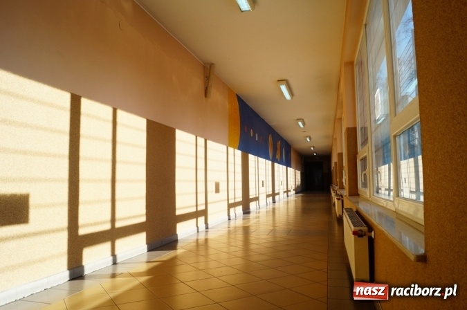 Zdjęcie w galerii na portalu naszraciborz.pl: Zespół Szkół Ogólnokształcących nr 1, czyli… nie tylko Kasprowicz  wiadomości z regionu