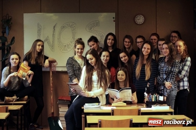 Zdjęcie w galerii na portalu naszraciborz.pl: Zespół Szkół Ogólnokształcących nr 1, czyli… nie tylko Kasprowicz  wiadomości z regionu