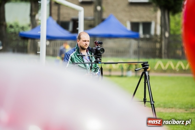 Zdjęcie w galerii na portalu naszraciborz.pl: Bitwa na balony i Fight Ball w pierwszy dzień Raciborskich Juwenaliów wiadomości z regionu