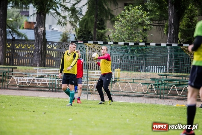 Zdjęcie w galerii na portalu naszraciborz.pl: Bitwa na balony i Fight Ball w pierwszy dzień Raciborskich Juwenaliów wiadomości z regionu