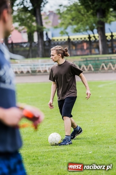Zdjęcie w galerii na portalu naszraciborz.pl: Bitwa na balony i Fight Ball w pierwszy dzień Raciborskich Juwenaliów wiadomości z regionu