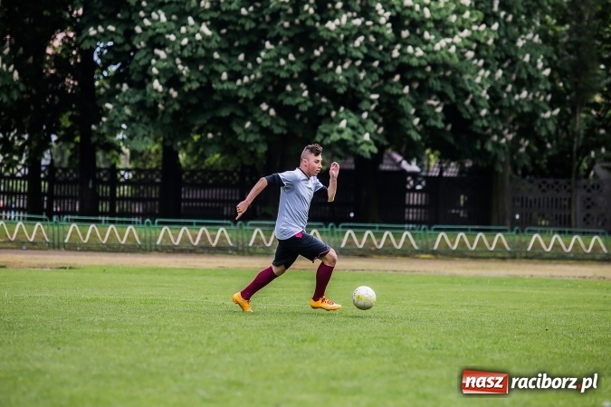 Zdjęcie w galerii na portalu naszraciborz.pl: Bitwa na balony i Fight Ball w pierwszy dzień Raciborskich Juwenaliów wiadomości z regionu