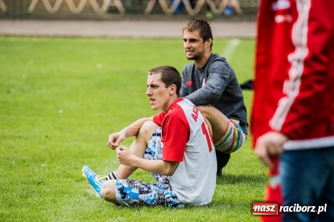 Zdjęcie w galerii na portalu naszraciborz.pl: Bitwa na balony i Fight Ball w pierwszy dzień Raciborskich Juwenaliów wiadomości z regionu