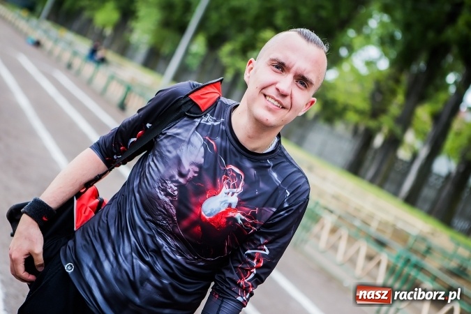 Zdjęcie w galerii na portalu naszraciborz.pl: Bitwa na balony i Fight Ball w pierwszy dzień Raciborskich Juwenaliów wiadomości z regionu