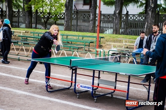 Zdjęcie w galerii na portalu naszraciborz.pl: Bitwa na balony i Fight Ball w pierwszy dzień Raciborskich Juwenaliów wiadomości z regionu