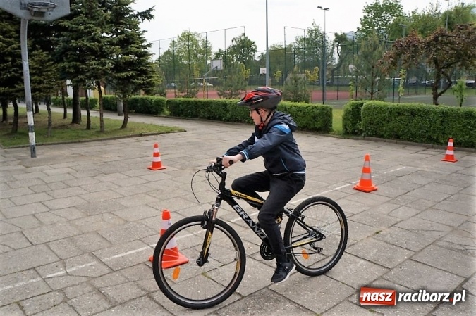Zdjęcie w galerii na portalu naszraciborz.pl: Egzamin młodych rowerzystów  wiadomości z regionu
