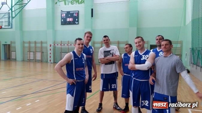 Zdjęcie w galerii na portalu naszraciborz.pl: Koszykówka. Białe Mewy na fali  wiadomości z regionu