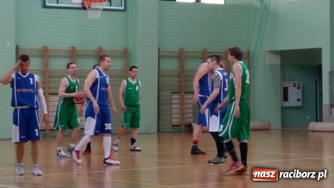 Zdjęcie w galerii na portalu naszraciborz.pl: Koszykówka. Białe Mewy na fali  wiadomości z regionu