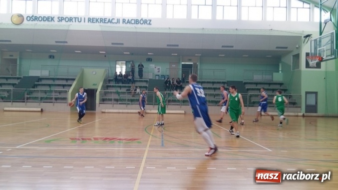 Zdjęcie w galerii na portalu naszraciborz.pl: Koszykówka. Białe Mewy na fali  wiadomości z regionu