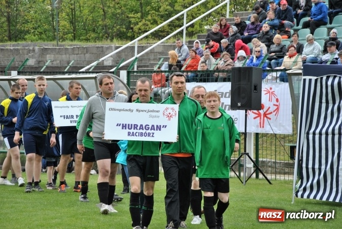Zdjęcie w galerii na portalu naszraciborz.pl: Huragan Racibórz na podium turnieju piłki nożnej w Rudzie Śląskiej  wiadomości z regionu