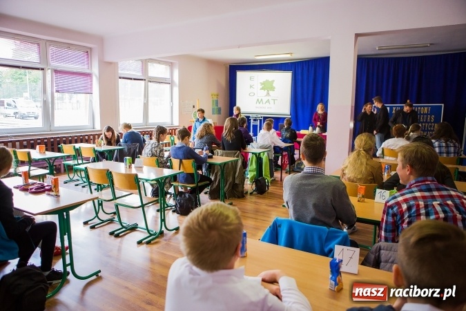 Zdjęcie w galerii na portalu naszraciborz.pl: Uczniowie podstawówek rywalizowali w XII Powiatowym Konkursie Matematyczno-Przyrodniczym Ekomat wiadomości z regionu