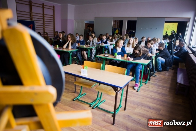 Zdjęcie w galerii na portalu naszraciborz.pl: Uczniowie podstawówek rywalizowali w XII Powiatowym Konkursie Matematyczno-Przyrodniczym Ekomat wiadomości z regionu