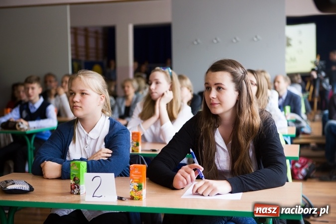 Zdjęcie w galerii na portalu naszraciborz.pl: Uczniowie podstawówek rywalizowali w XII Powiatowym Konkursie Matematyczno-Przyrodniczym Ekomat wiadomości z regionu