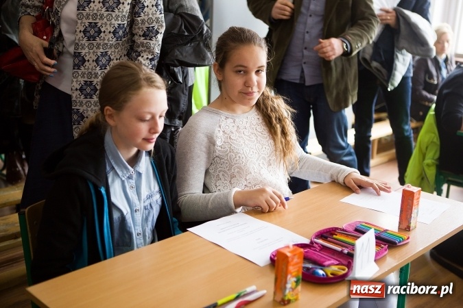 Zdjęcie w galerii na portalu naszraciborz.pl: Uczniowie podstawówek rywalizowali w XII Powiatowym Konkursie Matematyczno-Przyrodniczym Ekomat wiadomości z regionu