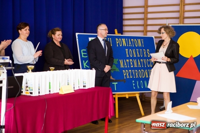Zdjęcie w galerii na portalu naszraciborz.pl: Uczniowie podstawówek rywalizowali w XII Powiatowym Konkursie Matematyczno-Przyrodniczym Ekomat wiadomości z regionu