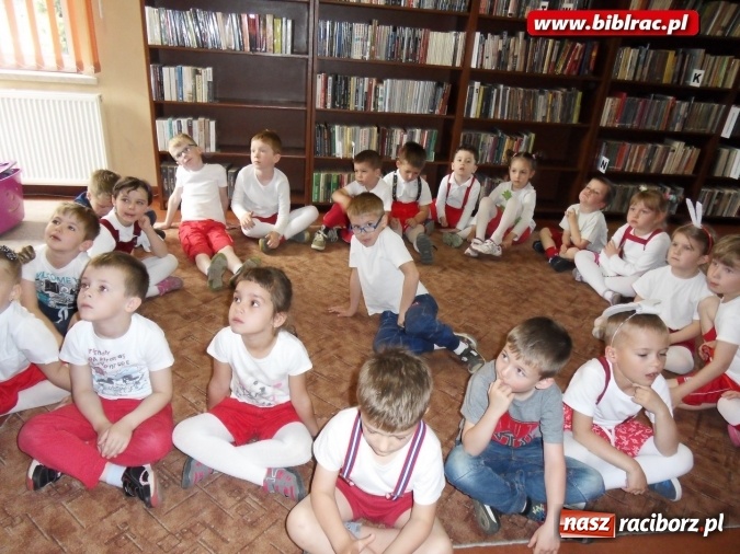 Zdjęcie w galerii na portalu naszraciborz.pl: Teatr, gra i imieniny Koziołka Matołka, czyli Biblioteka inspiruje od najmłodszych lat  wiadomości z regionu