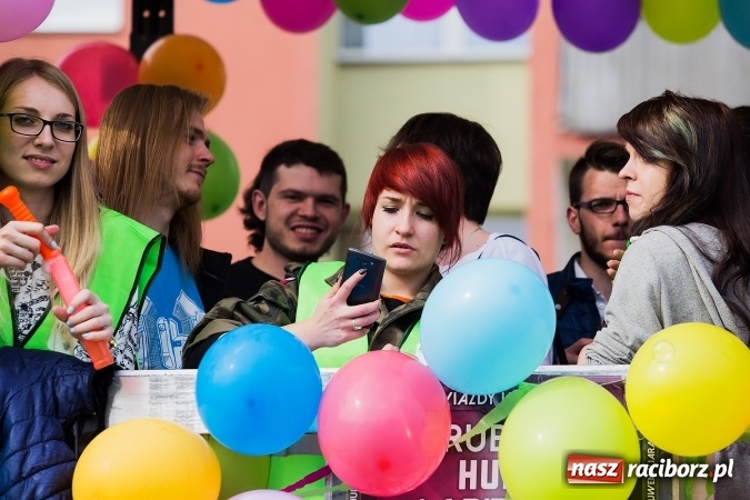 Zdjęcie w galerii na portalu naszraciborz.pl: Juwenalia 2016. Przejazd studentów na Zamek Piastowski wiadomości z regionu