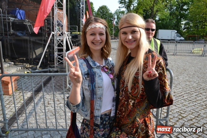 Zdjęcie w galerii na portalu naszraciborz.pl: Juwenalia 2016. Przejazd studentów na Zamek Piastowski wiadomości z regionu