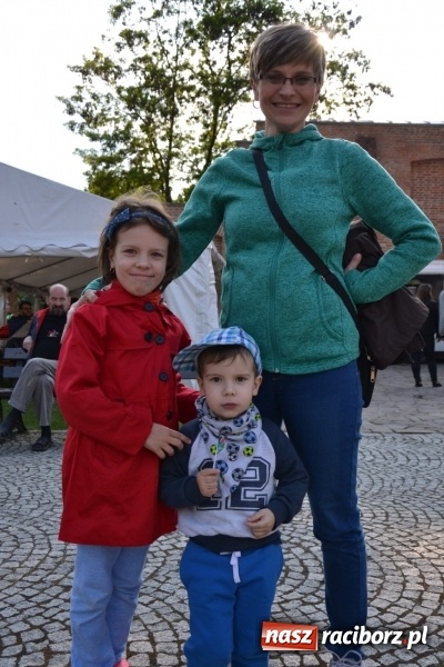 Zdjęcie w galerii na portalu naszraciborz.pl: Juwenalia 2016. Przejazd studentów na Zamek Piastowski wiadomości z regionu