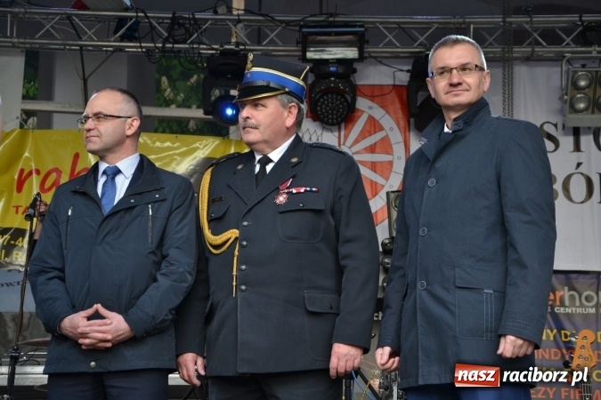 Zdjęcie w galerii na portalu naszraciborz.pl: Juwenalia 2016. Przejazd studentów na Zamek Piastowski wiadomości z regionu