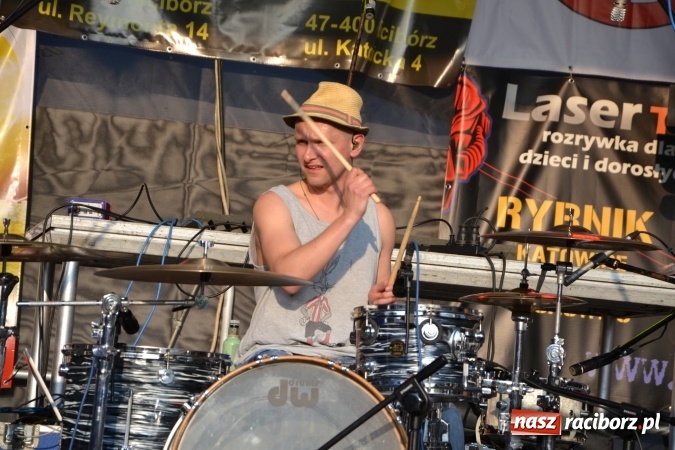 Zdjęcie w galerii na portalu naszraciborz.pl: Juwenalia 2016. Przejazd studentów na Zamek Piastowski wiadomości z regionu