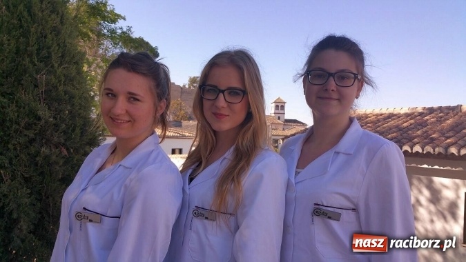 Zdjęcie w galerii na portalu naszraciborz.pl: Z Raciborza do Hiszpanii, czyli uczniowie CKZiU nr 1 na ciekawych praktykach wiadomości z regionu