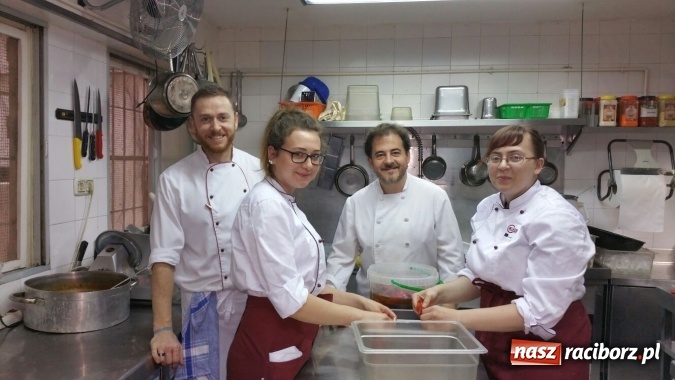 Zdjęcie w galerii na portalu naszraciborz.pl: Z Raciborza do Hiszpanii, czyli uczniowie CKZiU nr 1 na ciekawych praktykach wiadomości z regionu