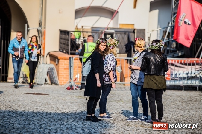Zdjęcie w galerii na portalu naszraciborz.pl: Juwenalia Raciborskie 2016 już za nami. Grubson porwał publiczność wiadomości z regionu
