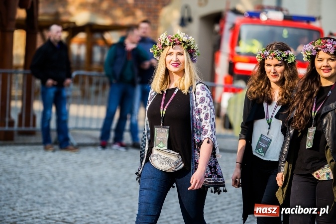 Zdjęcie w galerii na portalu naszraciborz.pl: Juwenalia Raciborskie 2016 już za nami. Grubson porwał publiczność wiadomości z regionu