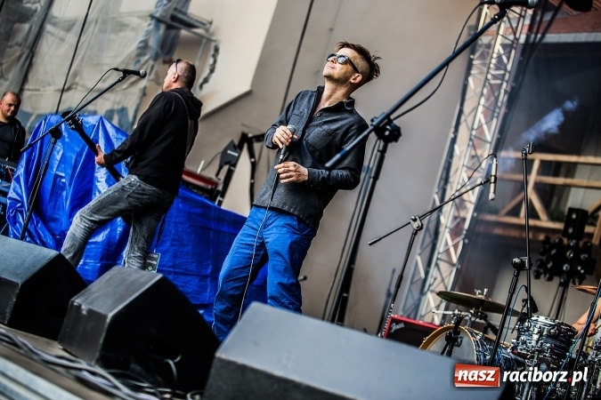 Zdjęcie w galerii na portalu naszraciborz.pl: Juwenalia Raciborskie 2016 już za nami. Grubson porwał publiczność wiadomości z regionu