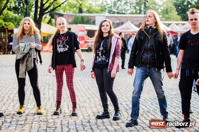 Zdjęcie w galerii na portalu naszraciborz.pl: Juwenalia Raciborskie 2016 już za nami. Grubson porwał publiczność wiadomości z regionu