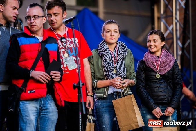 Zdjęcie w galerii na portalu naszraciborz.pl: Juwenalia Raciborskie 2016 już za nami. Grubson porwał publiczność wiadomości z regionu