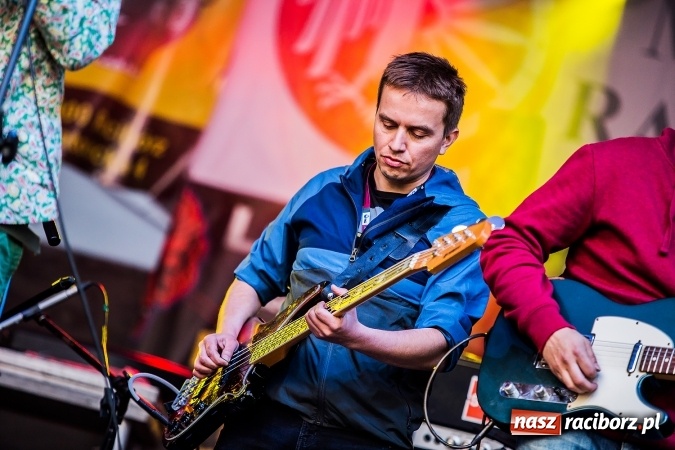 Zdjęcie w galerii na portalu naszraciborz.pl: Juwenalia Raciborskie 2016 już za nami. Grubson porwał publiczność wiadomości z regionu