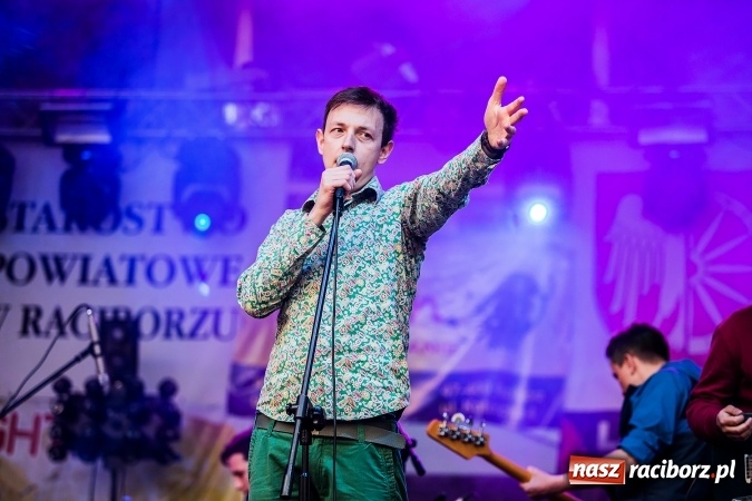 Zdjęcie w galerii na portalu naszraciborz.pl: Juwenalia Raciborskie 2016 już za nami. Grubson porwał publiczność wiadomości z regionu